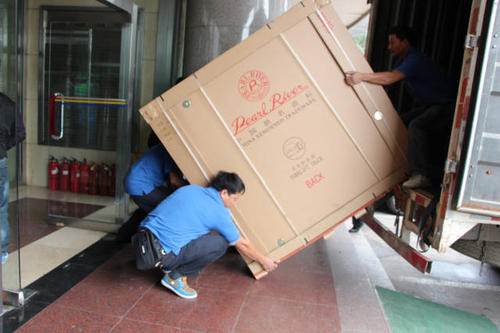 邱县钢琴贵重工艺品无忧运
